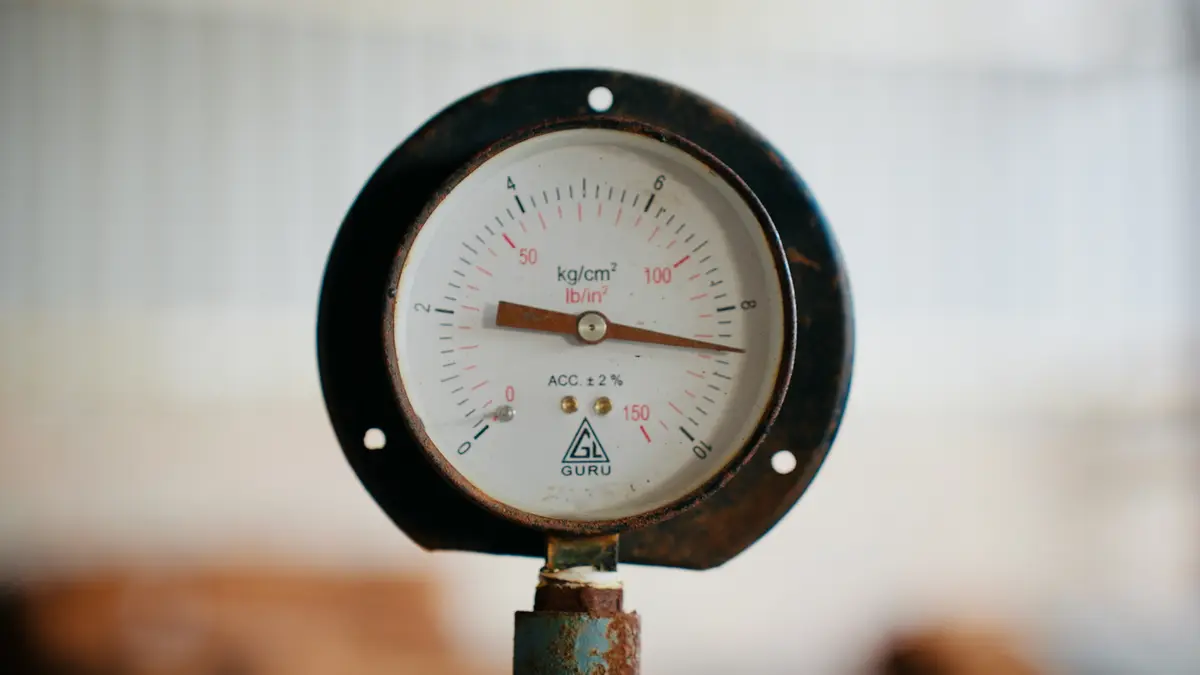 Pressure gauge during impregnation treatment